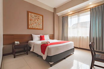 RedDoorz near Simpang Dago 2