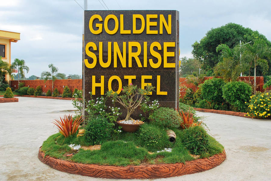 Golden Sunrise Hotel I by RedDoorz