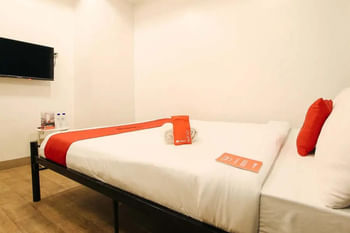 Reddoorz Plus @ San Marcelino Malate