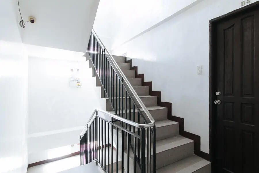 RedDoorz near Pasay Rotonda