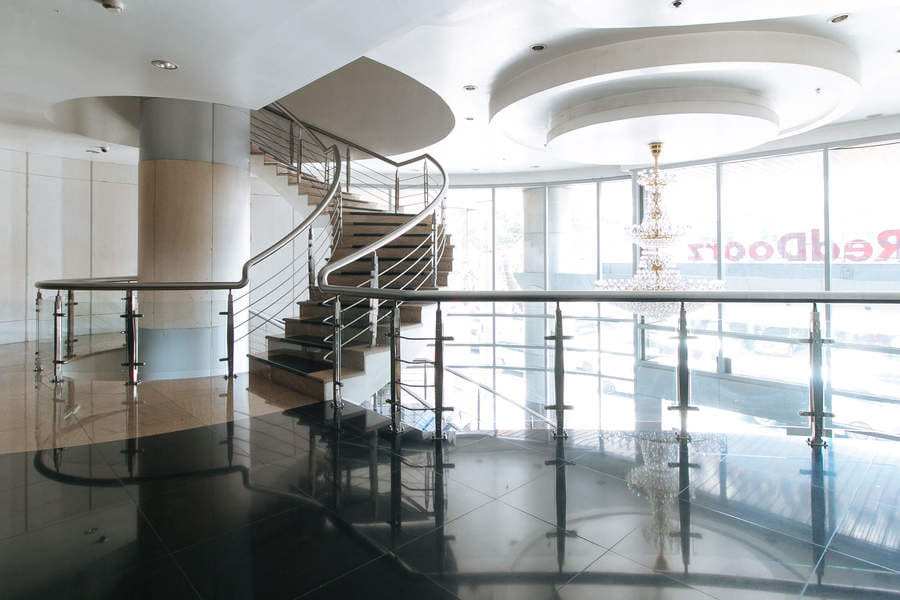 RedDoorz Plus @ E Rodriguez corner Banawe