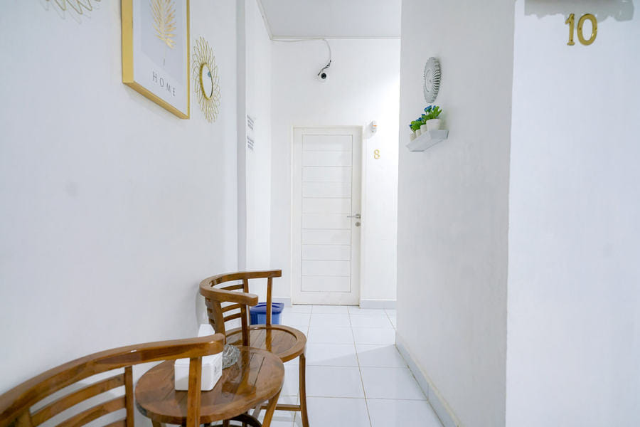 RedDoorz near Pantai Pandan Sibolga