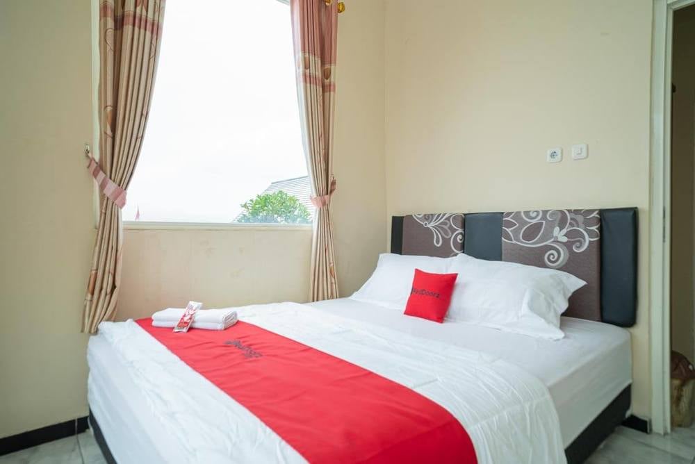 RedDoorz Suite