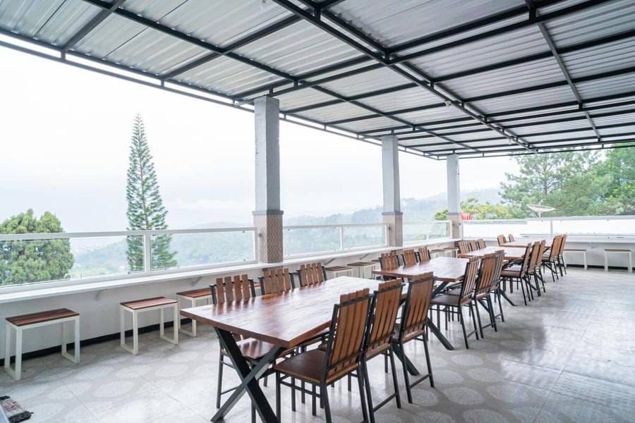 Sans Hotel Queen Batu