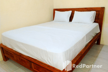 Navisha Guest House Syariah near Exit Tol Batang RedPartner