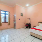 RedDoorz near Silangit International Airport