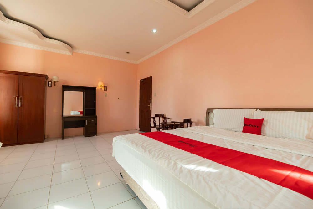 RedDoorz Suite