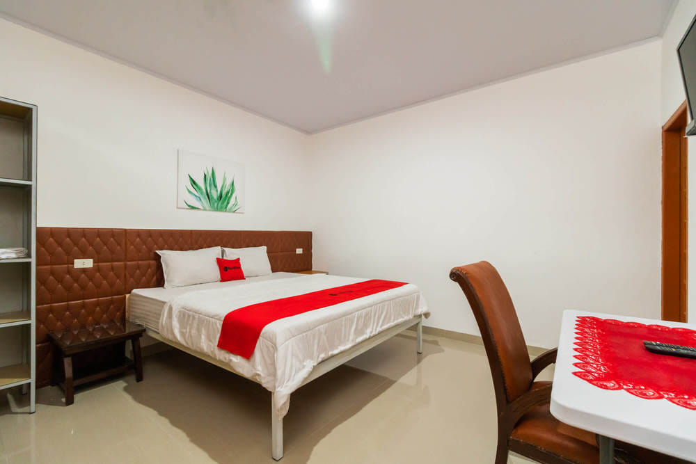 RedDoorz Premium