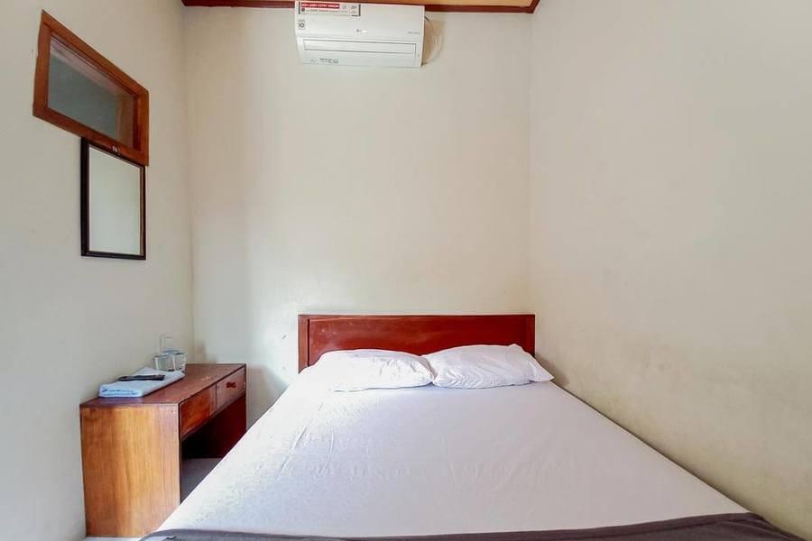 Hotel Gerung 2 near Luwes Mall Nganjuk Mitra RedDoorz