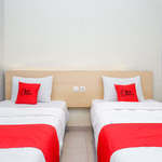 RedDoorz near Stasiun Batang