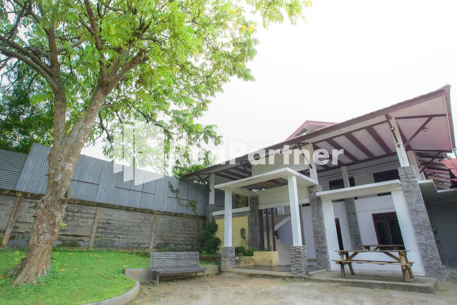 Hatta Guest House Syariah near Hayam Wuruk Jelutung