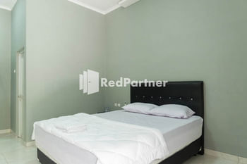 Athena House Syariah Near The Park Mall Solo Baru RedPartner