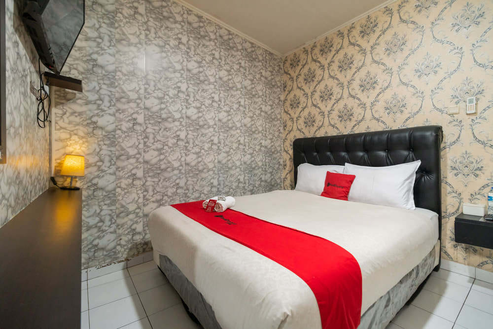 RedDoorz Room