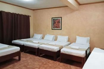 RedDoorz @ Casa Marabella Villamonte Bacolod City