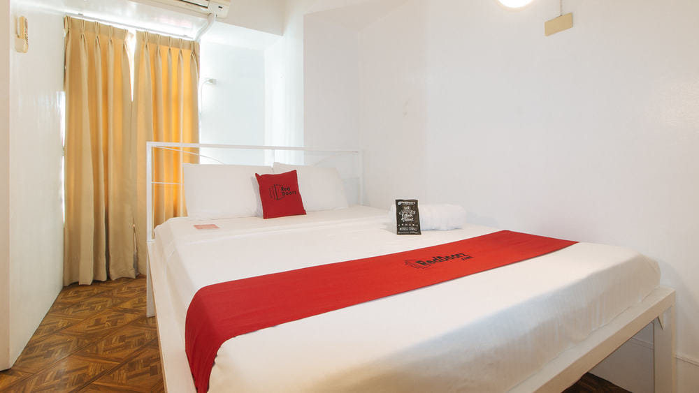 RedDoorz Premium