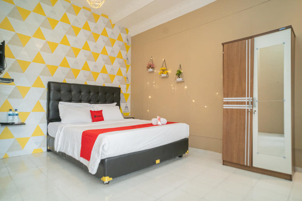 RedDoorz SALE