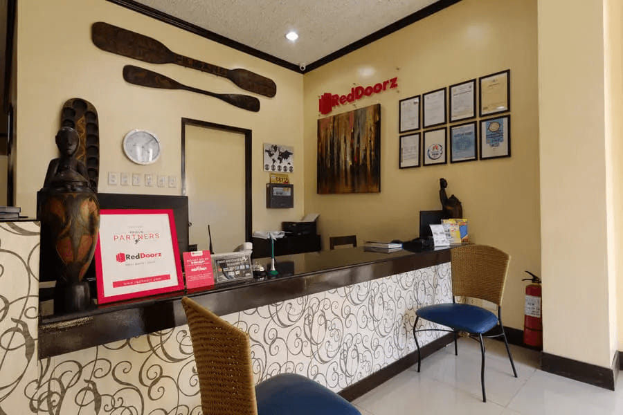 RedDoorz Plus near Rizal Junction