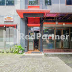 Hotel Sebelas @ Jalan Palasari Mitra RedDoorz