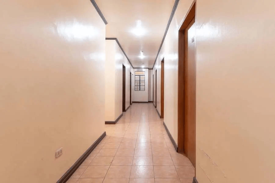 RedDoorz @ Downtown Tacloban