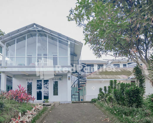 Villa Puncak Agape near Cipanas RedPartner