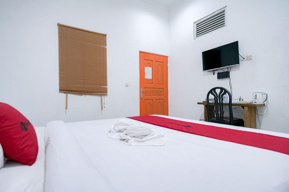RedDoorz Premium