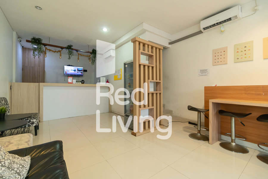 RedLiving Apartemen Sentul Tower - Skyland