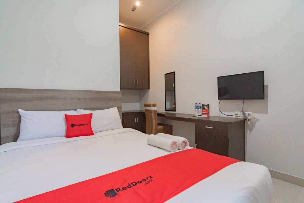 RedDoorz SALE