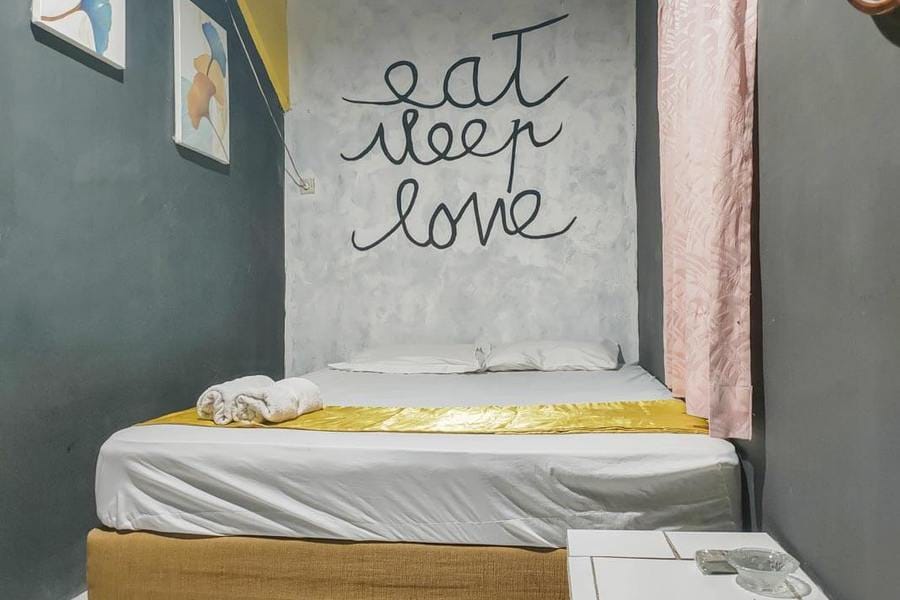 Yellow Sapphire RedPartner near Mayjend Sungkono