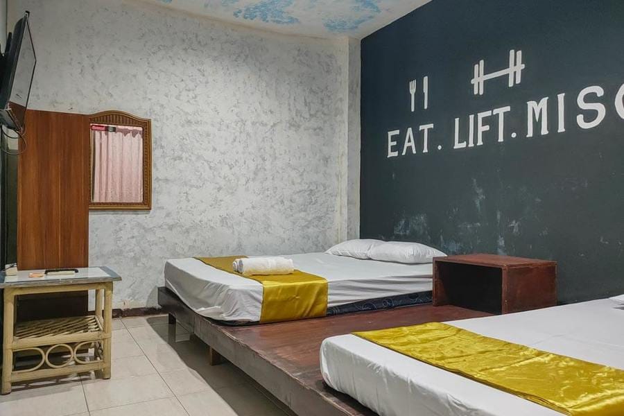 Yellow Sapphire RedPartner near Mayjend Sungkono