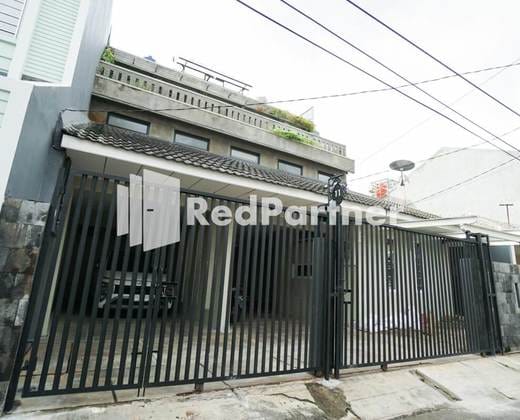 Tomang Gelong Guest House Syariah RedPartner