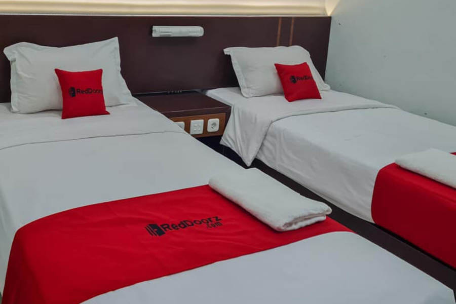 RedDoorz Plus @ Hotel Royal Palangka Raya