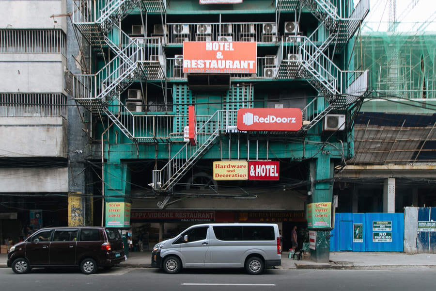 RedDoorz @ Riches Holiday Hotel Avenida