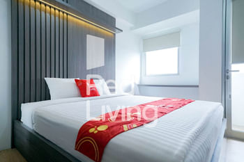 RedLiving Apartemen Gunung Putri Square - Sansan Room with Netflix