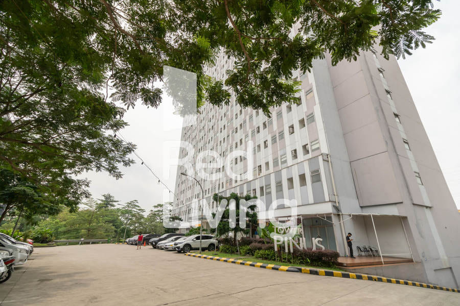 RedLiving Apartemen Gunung Putri Square - Sansan Room