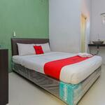 RedDoorz near Juanda International Airport 2