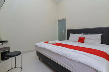 RedDoorz @ Ngagel Jaya Surabaya