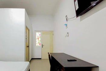 Homestay Bahari near Wisata Bahari Tlocor Sidoarjo