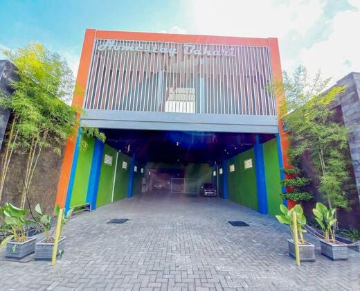 Homestay Bahari near Wisata Bahari Tlocor Sidoarjo