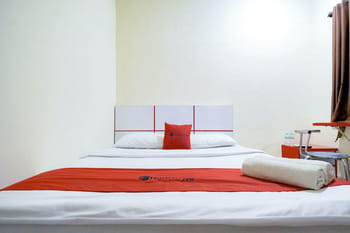 RedDoorz @ Buah Batu 5