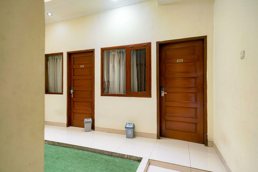 RedDoorz @ Buah Batu 5