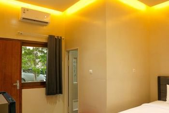 HP Residence RedPartner near Alun Alun Kediri