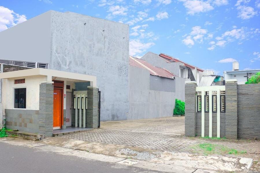 HP Residence RedPartner near Alun Alun Kediri