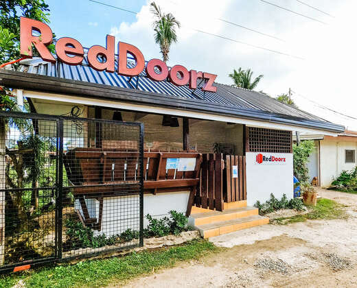 RedDoorz @ Gaeas Apartment Panglao