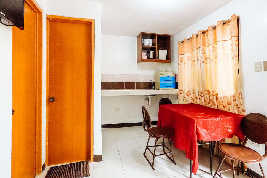 RedDoorz @ Gaeas Apartment Panglao