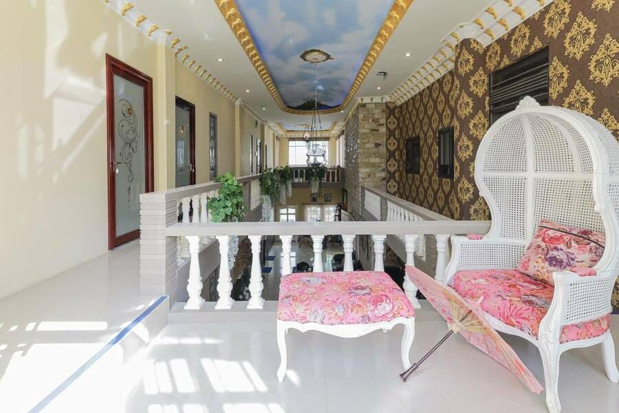 RedDoorz Plus @ Villa Bontes Batu