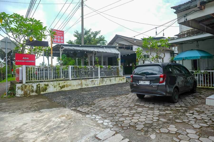 RedDoorz @ Paris Ocean