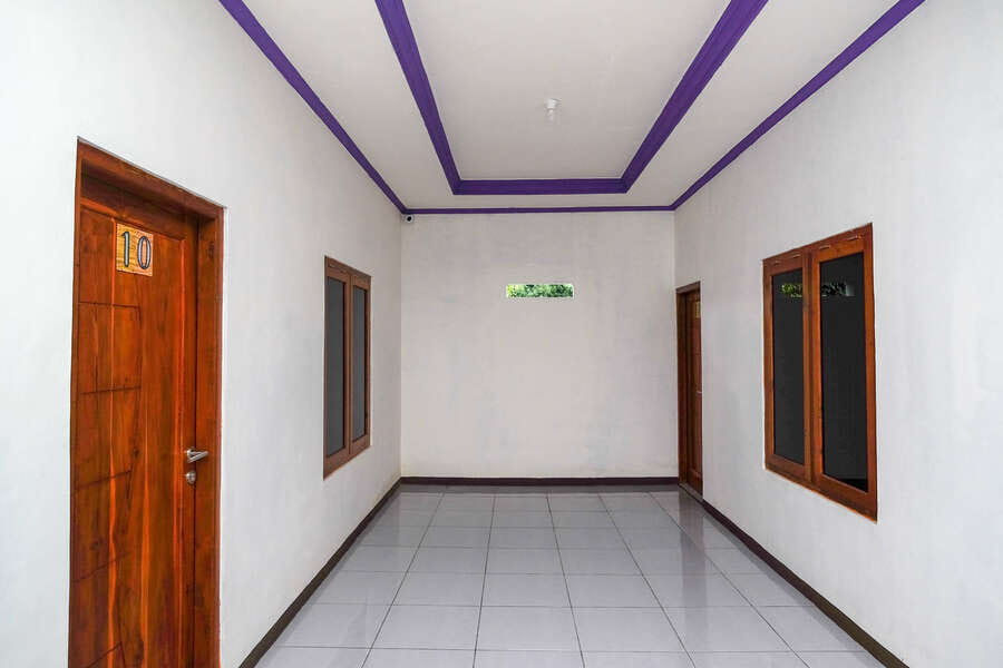 Urbanview Syariah Zidney 3 Salatiga by RedDoorz