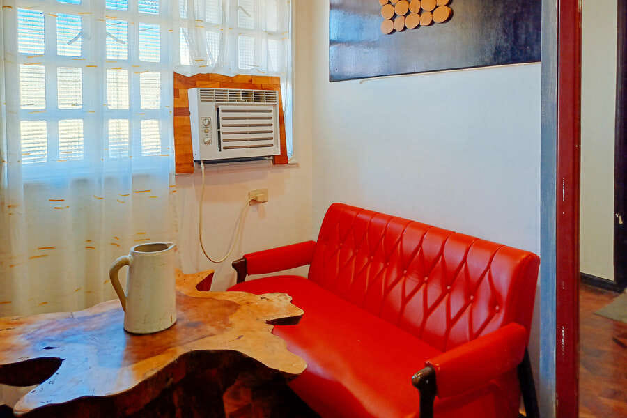 Hotel Elinas and Restaurant