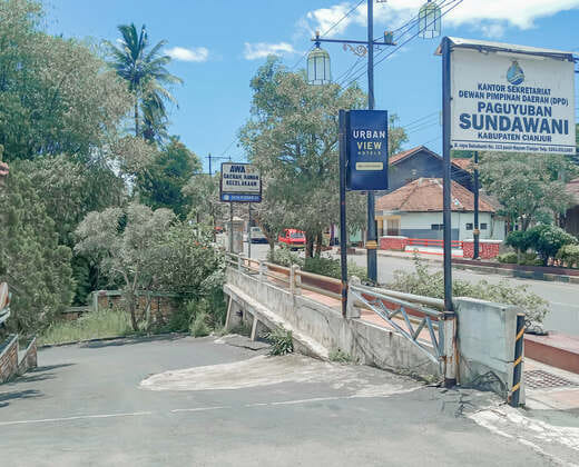 Urbanview Hotel Rio Life House Cianjur