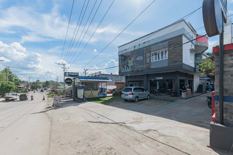 RedDoorz near GOR Sempaja Samarinda